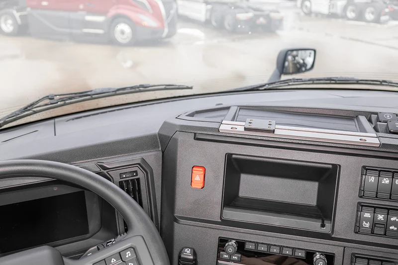 ProClip Fahrzeughalter 213590 - Mittelbefestigung - Mack Anthem 26-27, Mack Pioneer 26-27
