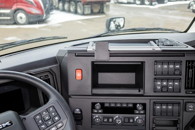 ProClip Fahrzeughalter 856252 - Mittelbefestigung - Mack Anthem 26-27, Mack Pioneer 26-27