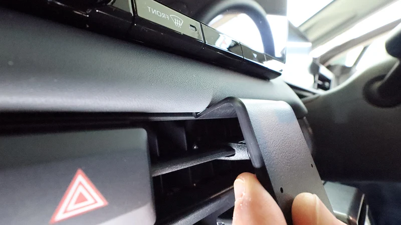 ProClip Fahrzeughalter für Rechtslenker 656284 - Mittelbefestigung - Toyota RAV 4 27-27