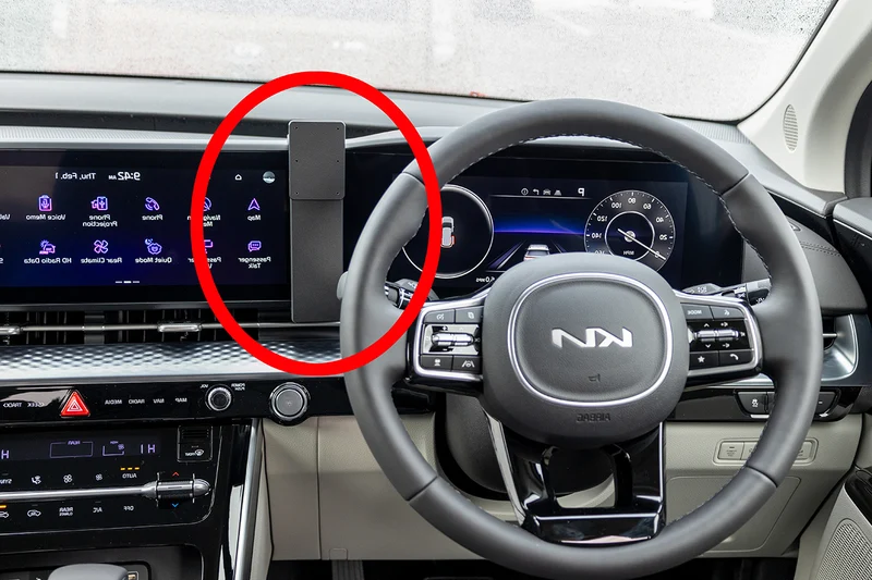 ProClip Fahrzeughalter für Rechtslenker 656015 - Mittelbefestigung- NUR für SX- und EX-Modelle mit Prestige-Ausstattung. - Kia Carnival 22-26, Kia Carnival 22-25