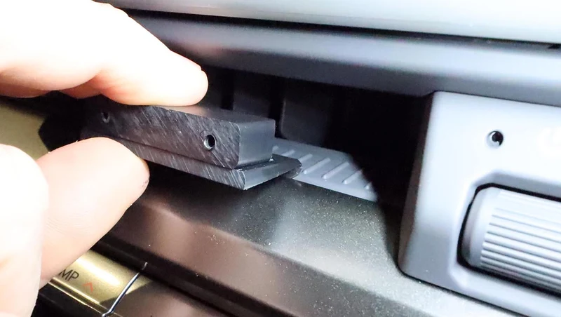 ProClip Fahrzeughalter 856266 - Mittelbefestigung - Kia EV3 25-26