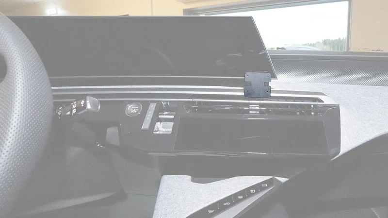 ProClip Fahrzeughalter 856164 - Mittelbefestigung - Peugeot 3008 25-26, Peugeot 5008 25-26
