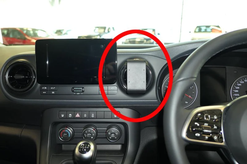 ProClip Fahrzeughalter für Rechtslenker 655727 - Mittelbefestigung - Mercedes Benz T-Klasse 22-26, Mercedes Benz Citan 22-26, Mercedes Benz Citan 22-25 und weitere