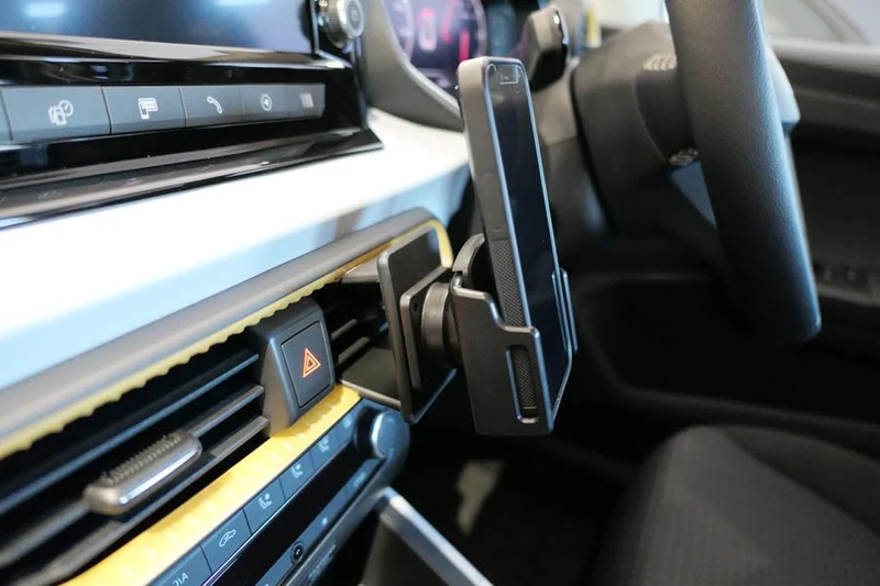 ProClip Fahrzeughalter 655715 - Mittelbefestigung - Seat Arona 22-26, Seat Ibiza 22-26, Seat Arona 22-25 und weitere