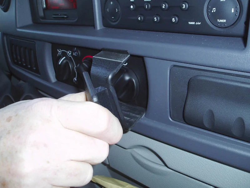 ProClip Fahrzeughalter 853376 - Winkelbefestigung - Renault Master 04-10, Opel Movano 04-10, Nissan Interstar 04-11 und weitere