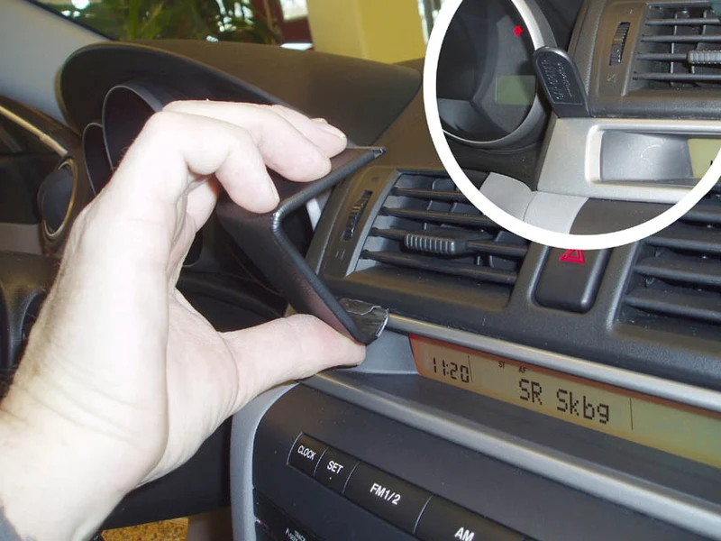 ProClip Fahrzeughalter 853370 - Mittelbefestigung - Mazda 3 04-09