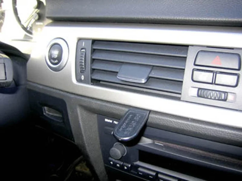 ProClip Fahrzeughalter 853598 - Mittelbefestigung- NICHT für Modelle mit Werksnavigation. NICHT für Holzmaserungsplatten - BMW 3-series E90, E91, E92 und weitere