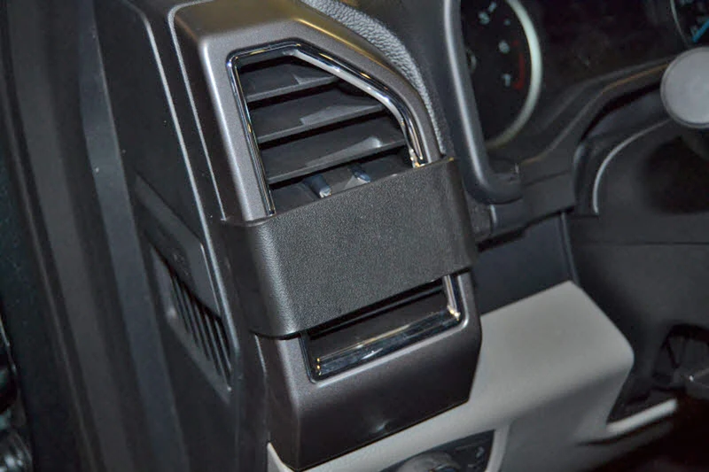 ProClip Fahrzeughalter 805095 - Linksbefestigung - Ford F-Series 450 17-21, Ford F-Series 550 17-21, Ford F-Series 650 17-21 und weitere