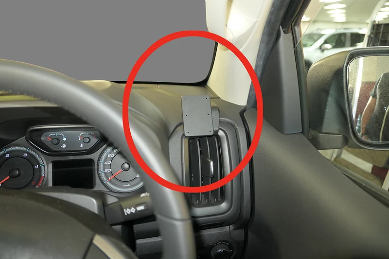 ProClip Fahrzeughalter für Rechtslenker 605522 - Rechtsbefestigung - Holden Colorado 17-20, Holden Trail Blazer 19-20