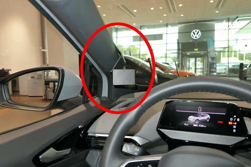 ProClip Fahrzeughalter 805684 - Linksbefestigung - Volkswagen ID.4 21-26, Volkswagen ID.5 23-26, Volkswagen ID.5 23-25 und weitere