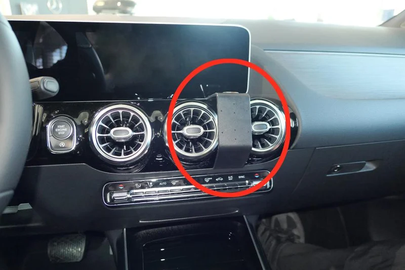 ProClip Fahrzeughalter 855494 - Mittelbefestigung - Mercedes Benz GLA-Klasse 20-26, Mercedes Benz EQA 22-26, Mercedes Benz B-Klasse 19-26 und weitere