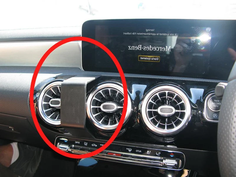 ProClip Fahrzeughalter für Rechtslenker 655423 - Winkelbefestigung - Mercedes Benz A-Klasse 18-25, Mercedes Benz CLA-Klasse 19-25