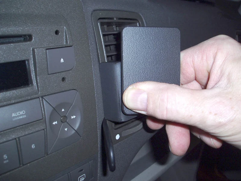 ProClip Fahrzeughalter 853429 - Winkelbefestigung - Fiat Idea 04-14, Lancia Musa 04-07