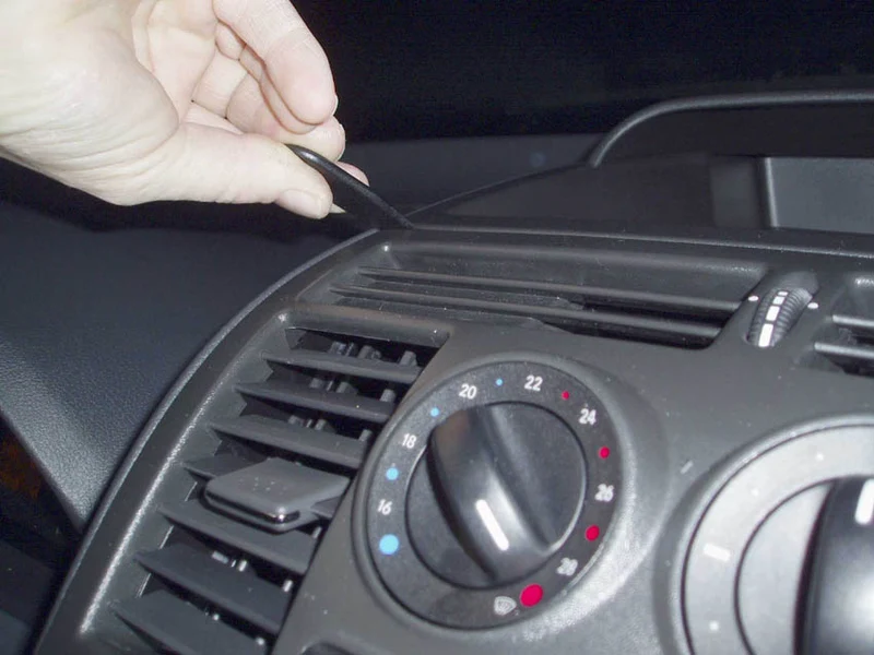 ProClip Fahrzeughalter 853364 - Mittelbefestigung- NICHT für Modelle mit einem Fach oben auf dem Armaturenbrett - Mercedes Benz V-Klasse 04-14, Mercedes Benz Vito 04-14