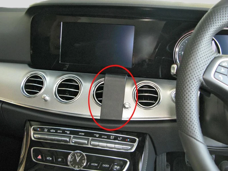 ProClip Fahrzeughalter für Rechtslenker 655207 - Mittelbefestigung - Mercedes Benz E-Klasse, Limo 17., Mercedes Benz E-Klasse und weitere