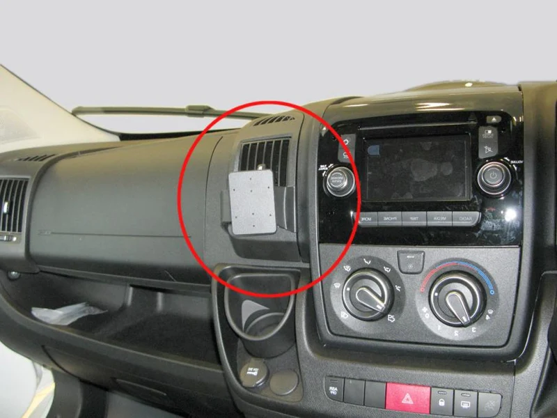 ProClip Fahrzeughalter für Rechtslenker 655086 - Winkelbefestigung- NICHT für Techno Modelle. - Citroen Jumper 15-24, Vauxhall Movano 23-24, Peugeot Boxer 15-24 und weitere