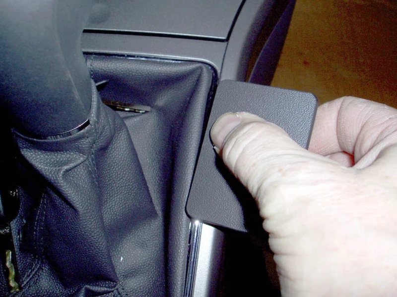 ProClip Fahrzeughalter 833442 - Konsolenbefestigung - Opel Astra 04-09, Saturn Astra 08-09