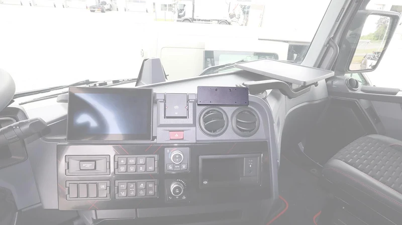 ProClip Fahrzeughalter 213585 - Mittelbefestigung, extra starke Montageplattform - Renault T 23-26