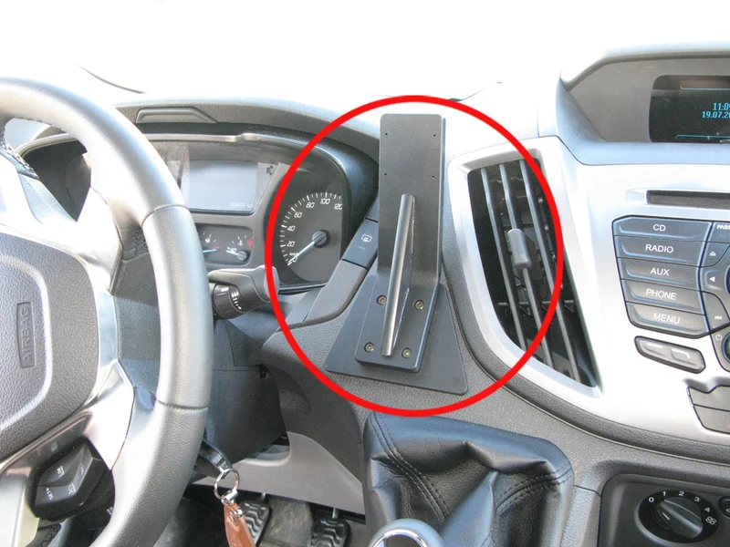 ProClip Fahrzeughalter 213517 - Mittelbefestigung, extra starke Montageplattform. - Ford Transit 14-19