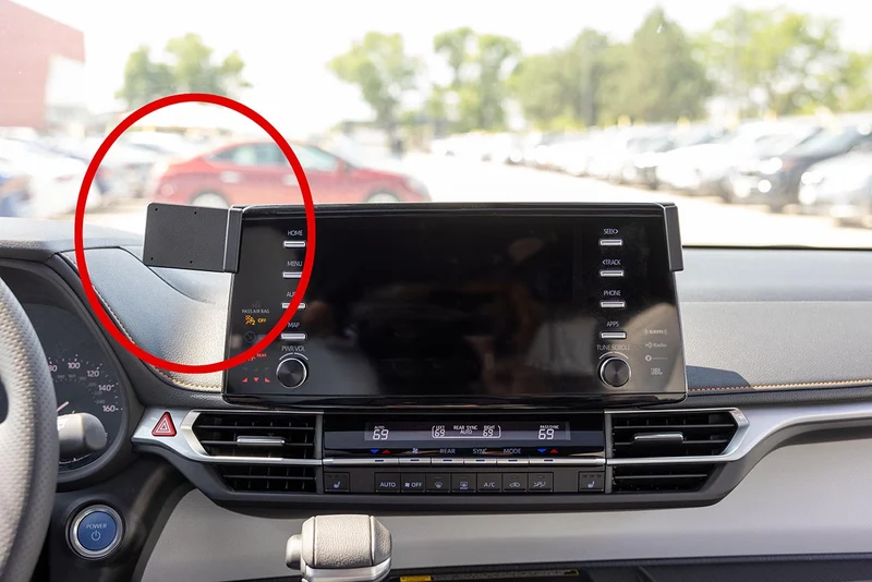 ProClip Fahrzeughalter 856083 - Mittelbefestigung- Nur für Modelle mit 8" Bildschirm. - Toyota Sienna 21-25