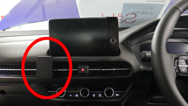 ProClip Fahrzeughalter für Rechtslenker 656030 - Mittelbefestigung - Honda ZR-V 24-26