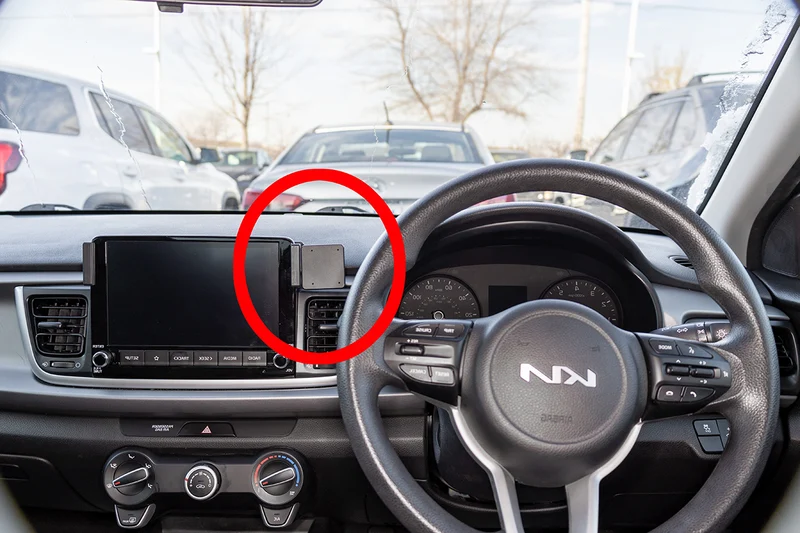 ProClip Fahrzeughalter für Rechtslenker 655990 - Mittelbefestigung - Kia Rio 22-24