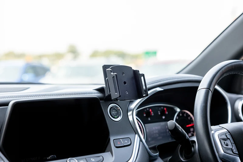 ProClip Fahrzeughalter für Rechtslenker 655913 - Mittelbefestigung - Chevrolet Blazer 19-23