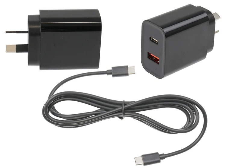 Zubehör 945085 QC + PD-Ladegerät AU-Standard (Typ-I). Mit Typ-C auf Typ-C Kabel, 2m