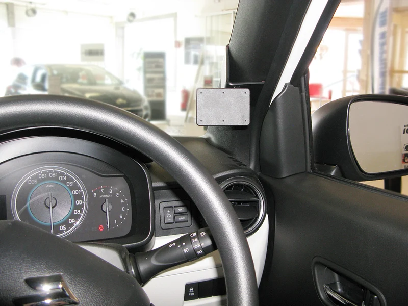 ProClip Fahrzeughalter für Rechtslenker 605305 - Rechtsbefestigung - Suzuki Ignis 16-23