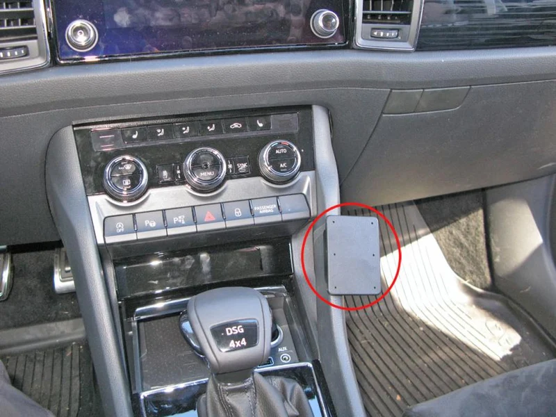 ProClip Fahrzeughalter 855293 - Winkelbefestigung - Skoda Karoq 18-26, Skoda Kodiaq 17-23, Skoda Karoq 18-25