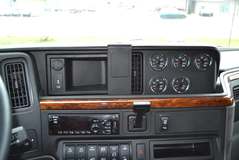 Center Dash Mount