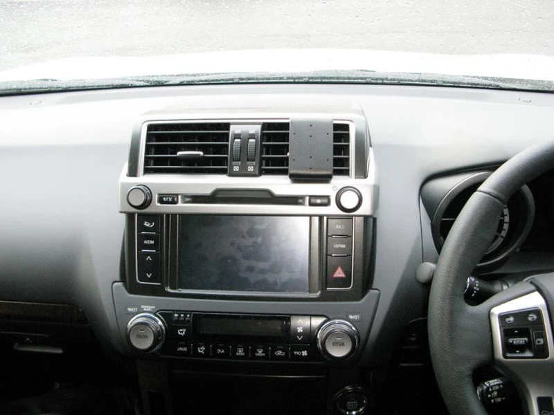 ProClip Fahrzeughalter für Rechtslenker 654443 - Mittelbefestigung - Toyota LandCruiser 10-14, Toyota Prado 10-14