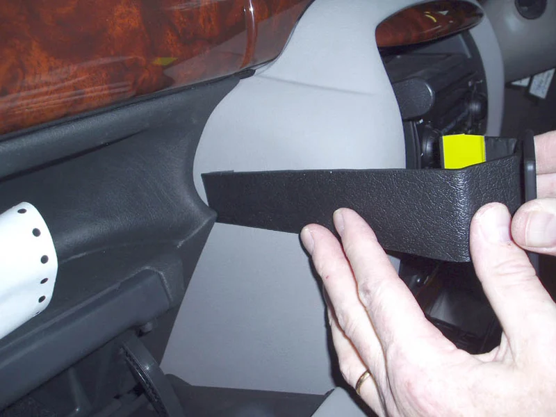 ProClip Fahrzeughalter für Rechtslenker 653424 - Winkelbefestigung - MG ZT 01-05, Rover 75 99-05