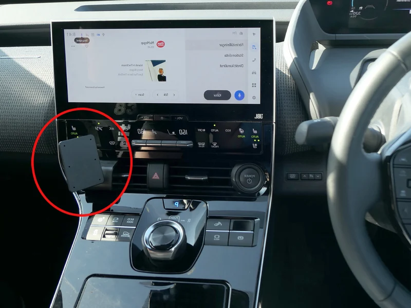 ProClip Fahrzeughalter für Rechtslenker 655893 - Winkelbefestigung - Toyota bZ4X 23-25