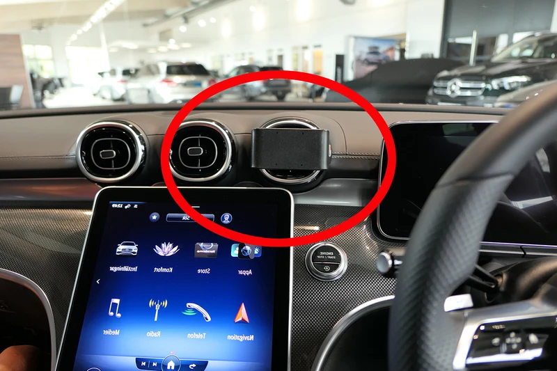 ProClip Fahrzeughalter für Rechtslenker 655699 - Mittelbefestigung - Mercedes Benz GLC-Klasse 23-26, Mercedes Benz C-Klasse (180-320) 22-26, Mercedes Benz CLE-Klasse 24-26 und weitere
