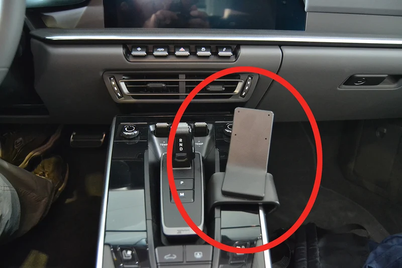 ProClip Fahrzeughalter 855569 - Winkelbefestigung- NUR für Automatikgetriebe - Porsche 911 (Type 992) 20-26, Porsche 911 (Type 992) 20-25