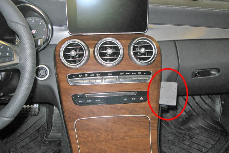 ProClip Fahrzeughalter 855058 - Winkelbefestigung- NUR für Modelle mit Holzdekor. NUR für automatische Gangschaltung - Mercedes Benz C-Klasse (180-320) 15-21