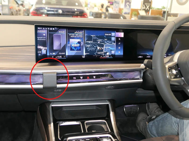 ProClip Fahrzeughalter für Rechtslenker 655852 - Mittelbefestigung - BMW 7-series G70 23-26, BMW i7 G70 23-26, BMW i7 G70 23-25
