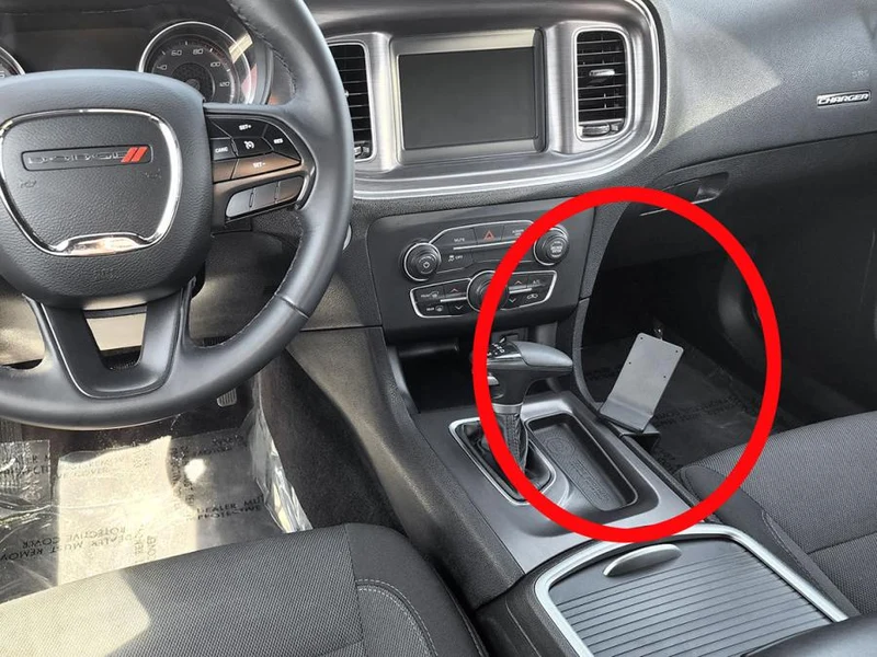ProClip Fahrzeughalter 835759 - Konsolenbefestigung - Dodge Charger 11-23