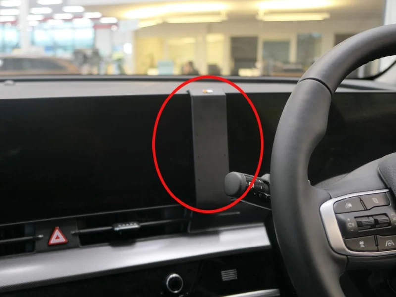 ProClip Fahrzeughalter für Rechtslenker 655812 - Mittelbefestigung - Kia Sportage 22-25
