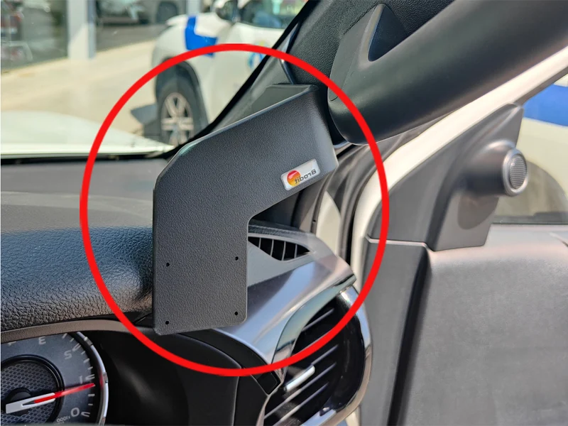 ProClip Fahrzeughalter für Rechtslenker 605771 - Rechtsbefestigung - Toyota HiLux 16-26, Toyota HiLux 16-25