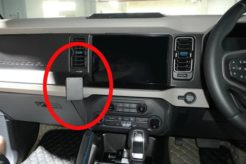 ProClip Fahrzeughalter für Rechtslenker 655783 - Winkelbefestigung - Ford Bronco 20-26, Ford Bronco 20-25