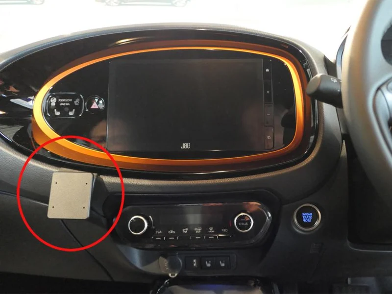 ProClip Fahrzeughalter für Rechtslenker 655817 - Winkelbefestigung - Toyota AYGO X 23-26, Toyota AYGO X 23-25