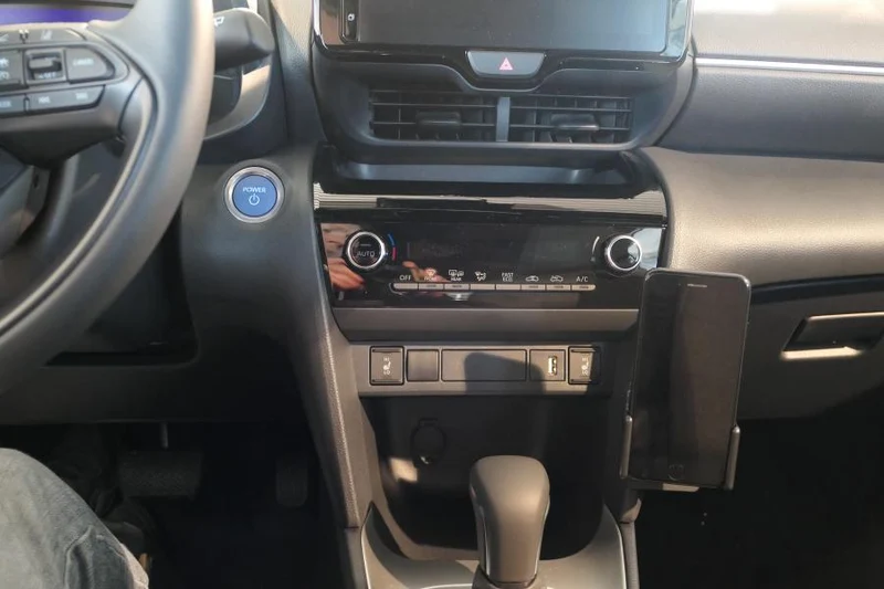 ProClip Fahrzeughalter 855731 - Winkelbefestigung - Toyota Yaris Cross 22-26, Toyota Yaris Cross 22-25