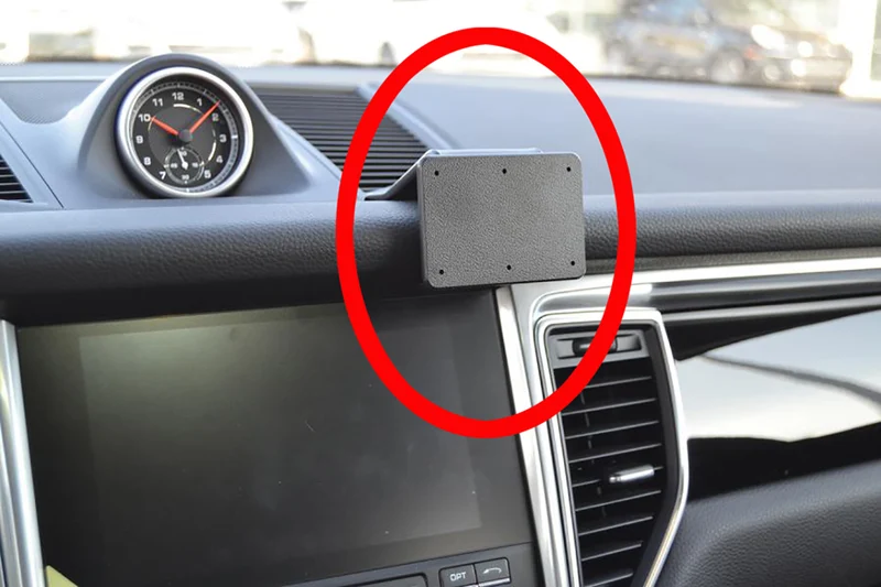ProClip Fahrzeughalter 855685 - Mittelbefestigung - Porsche Macan 21-24