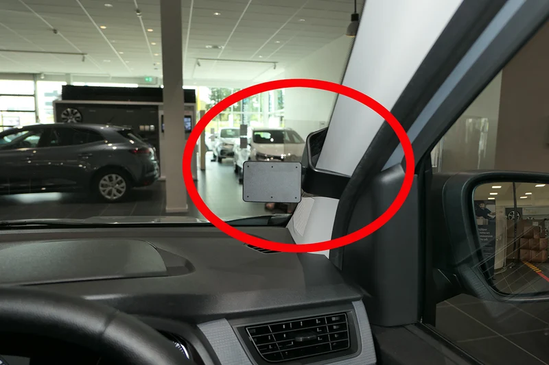 ProClip Fahrzeughalter für Rechtslenker 605698 - Rechtsbefestigung - Renault Express 22-26, Renault Express 22-25