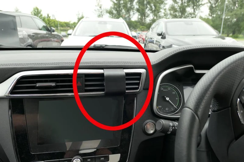 ProClip Fahrzeughalter für Rechtslenker 655690 - Mittelbefestigung - MG ZS 20-26, MG ZS 20-25