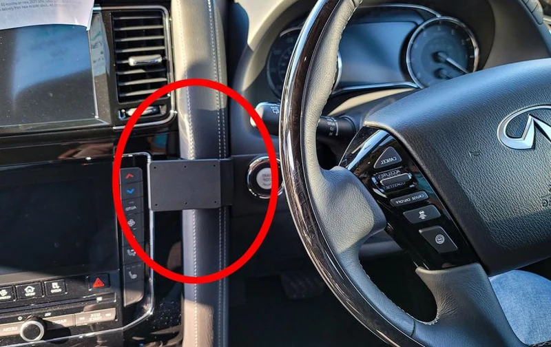 ProClip Fahrzeughalter für Rechtslenker 655639 - Mittelbefestigung - Nissan Patrol 20-24