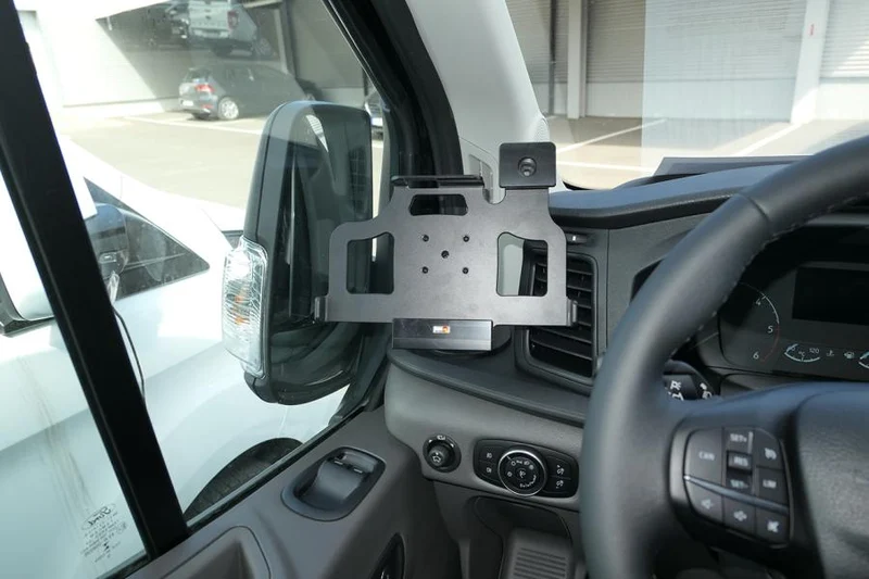 ProClip Fahrzeughalter 213566 - Linke Montierung, hoch strength mounting platform. - Ford Transit 20-26, Ford Transit 20-25