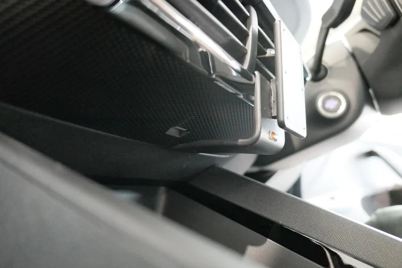 ProClip Fahrzeughalter für Rechtslenker 655619 - Mittelbefestigung- NUR für Automatikgetriebe - Skoda Octavia IV 20-26, Skoda Octavia IV 20-25